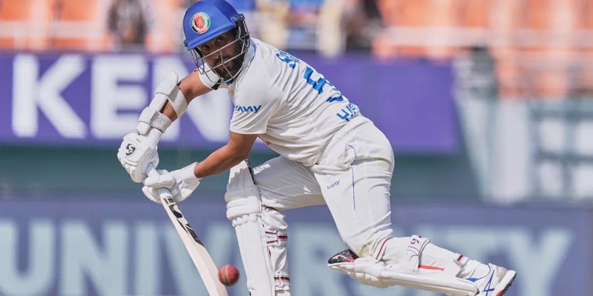আঘাত পেয়ে মাঠ ছাড়লেন হাশমতউল্লাহ