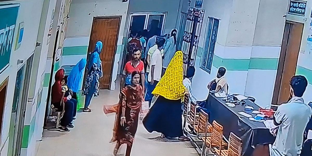বাগেরহাটে নারী চিকিৎসককে হেনস্তা করার অভিযোগ সাবেক শ্রমিক দল নেতার বিরুদ্ধে