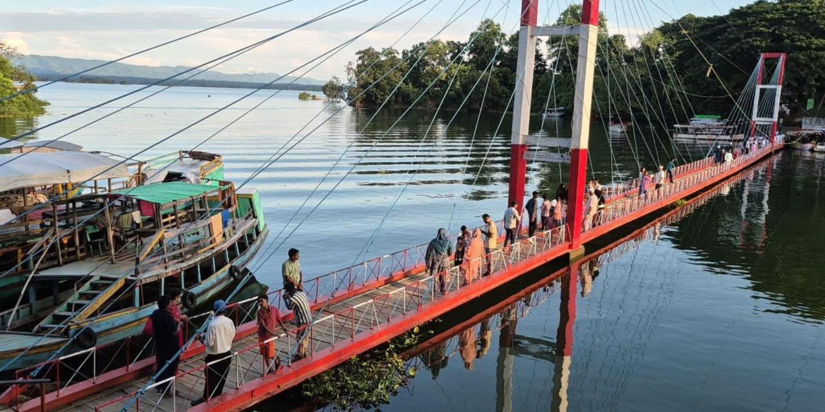 ১ মাস পর দৃশ্যমান রাঙামাটির ঝুলন্ত সেতু