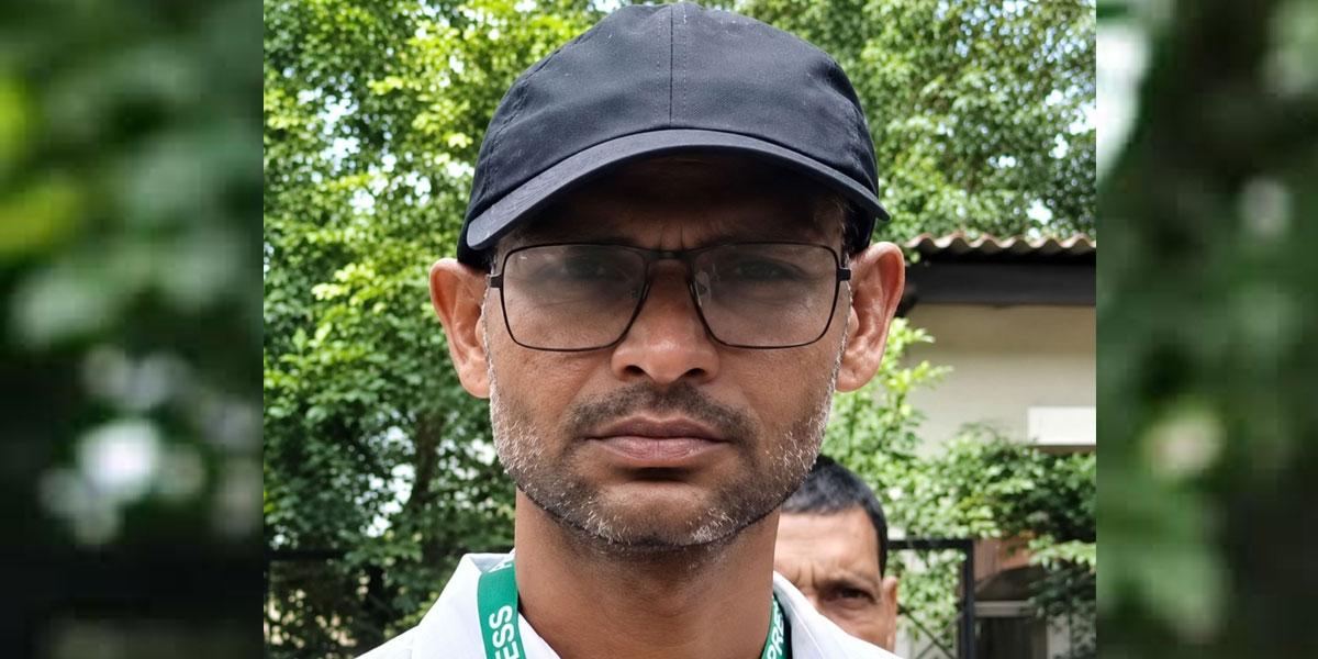 নেত্রকোনায় দোকানে ঢুকে সাংবাদিককে প্রকাশ্যে গুলি করে হত্যা