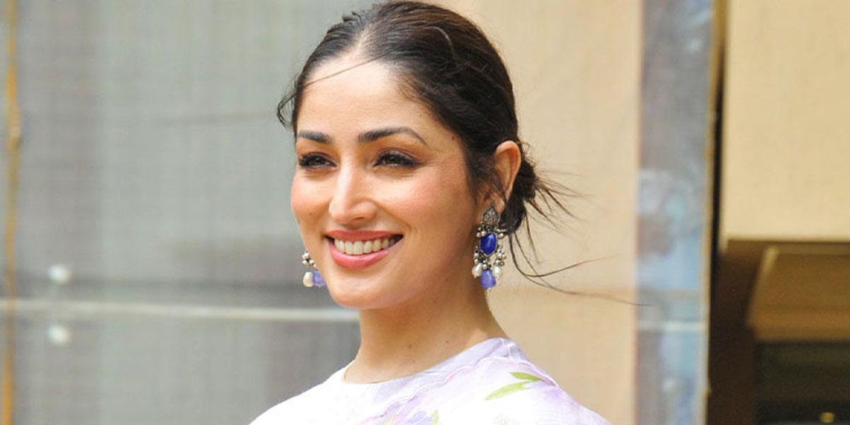 ঘুরে দাঁড়াচ্ছে ইয়ামির সিনেমা