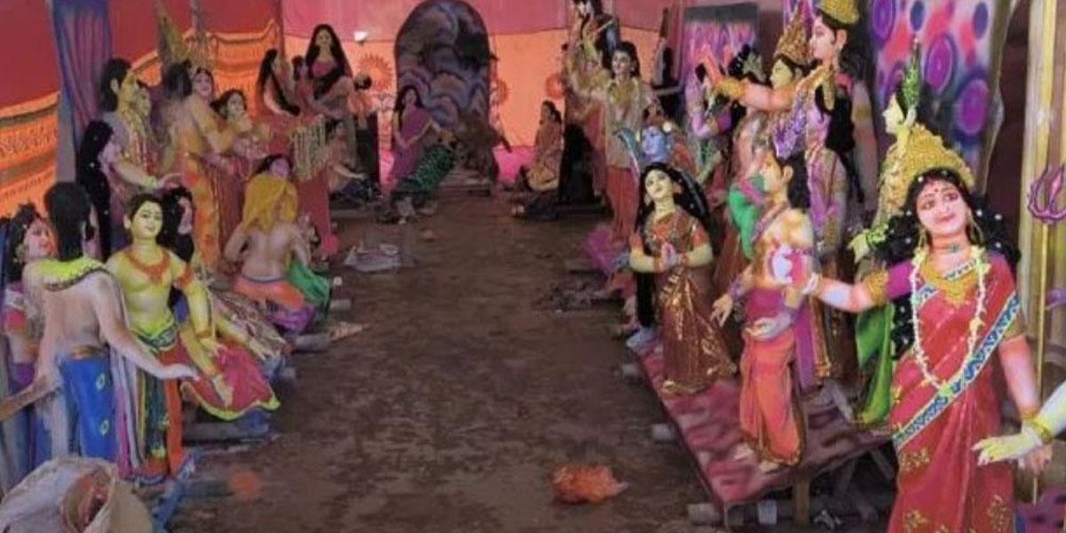 ফরিদপুরে এক আঙিনায় সারি সারি ২৭৭টি প্রতিমা
