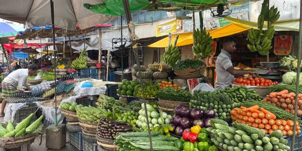 ফাঁকা রাজধানীর রাস্তাঘাট, ছুটির প্রভাব বাজারে