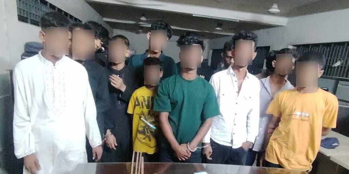 মোহাম্মদপুরে পুলিশের অভিযানে ১৩ ছিনতাইকারী গ্রেপ্তার