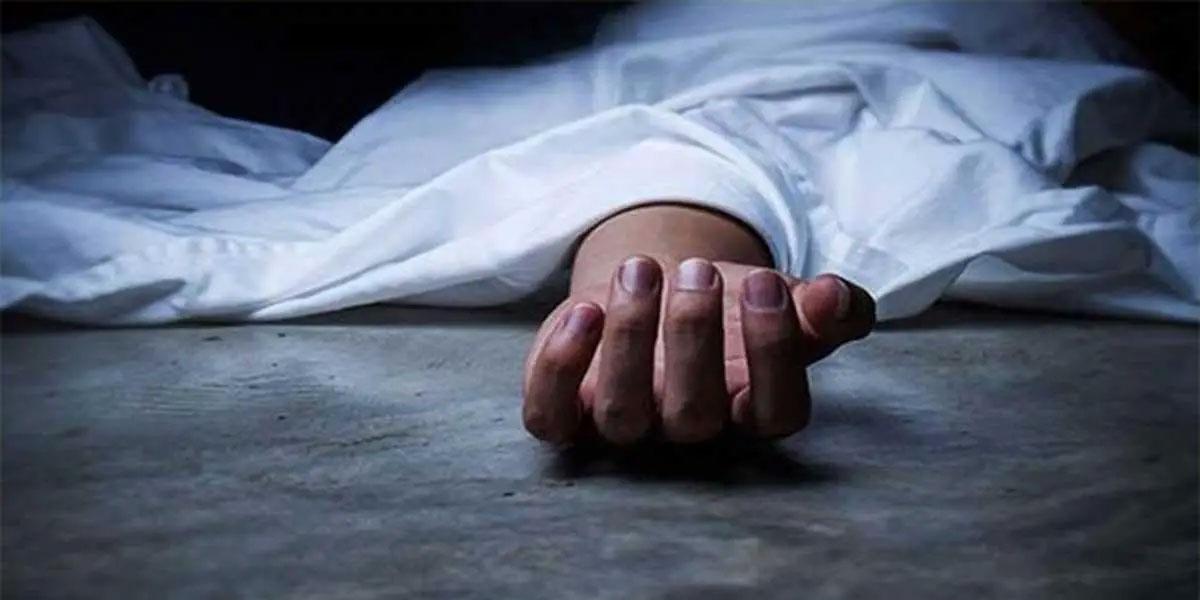 টঙ্গীতে গাড়ির ধাক্কায় বাবা-ছেলে নিহত