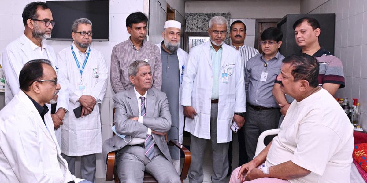 ভূমিমন্ত্রীকে দেখতে হাসপাতালে রাষ্ট্রপতি